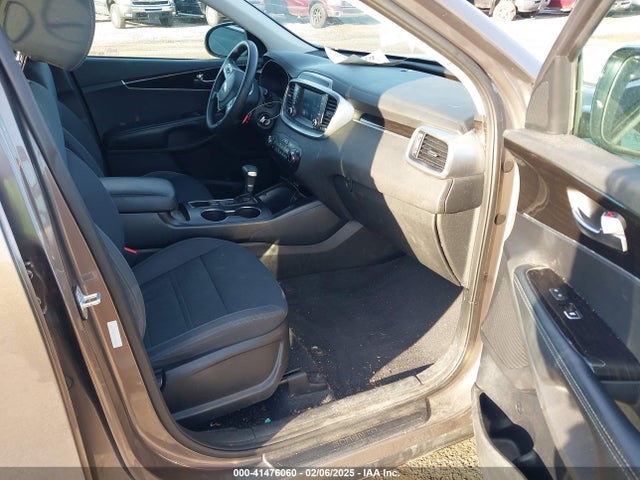 5XYPG4A30KG532033 KIA Sorento 2.4l Lx