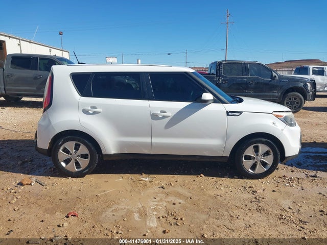 KNDJN2A27G7250743 KIA Soul