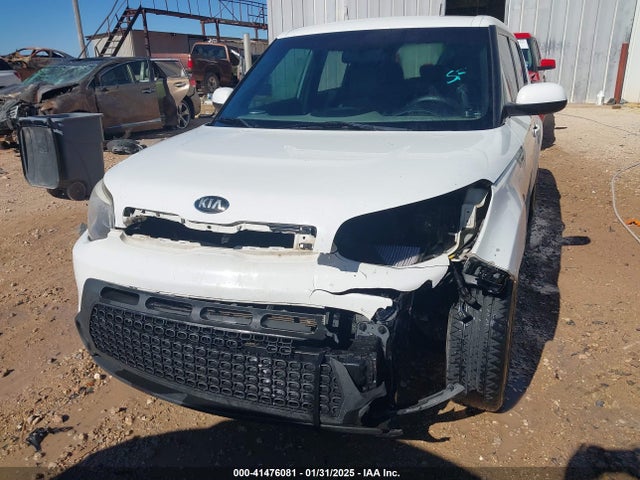 KNDJN2A27G7250743 KIA Soul
