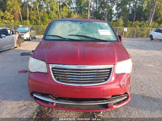 2C4RC1AG8FR755640 Chrysler Town & Country Lx