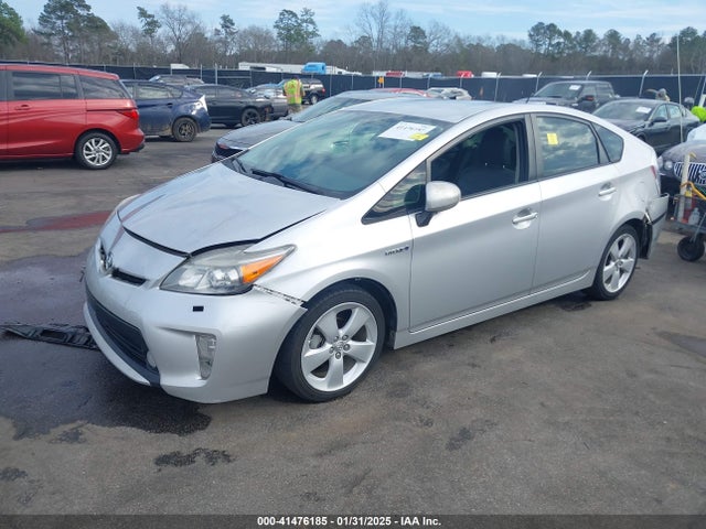 Toyota Prius Five 2015 JTDKN3DU3F1887797 Image 2