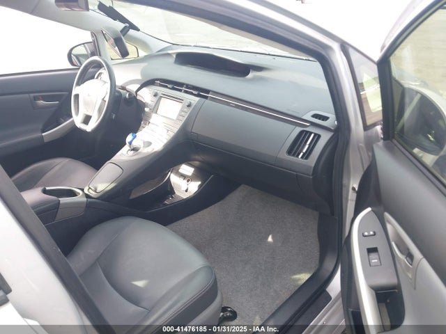 Toyota Prius Five 2015 JTDKN3DU3F1887797 Image 5