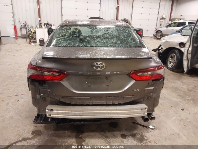 4T1G11AK4MU452643 Toyota CAMRY SE