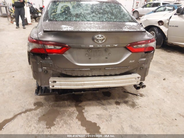 4T1G11AK4MU452643 Toyota CAMRY SE