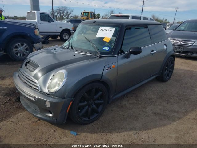 2003 MINI COOPER S WMWRE334X3TD70450 Photo 1