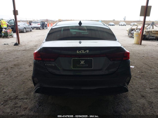 3KPF24AD9RE750627 KIA Forte Lxs