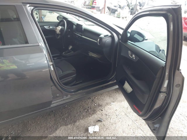3KPF24AD9RE750627 KIA Forte Lxs