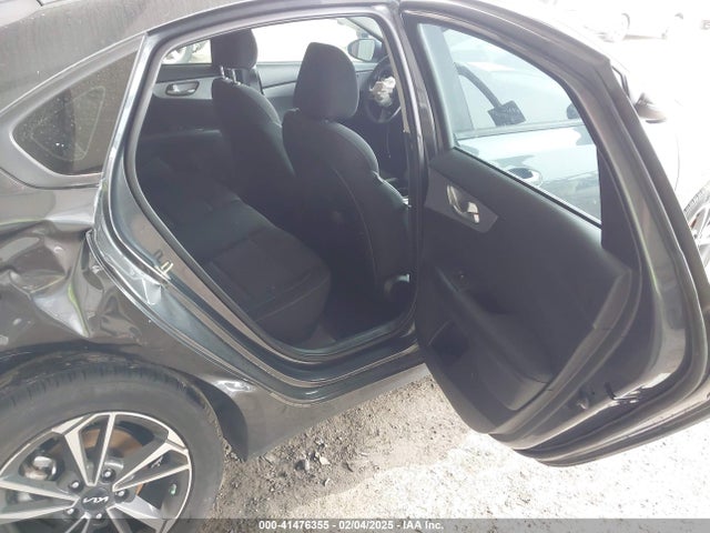 3KPF24AD9RE750627 KIA Forte Lxs