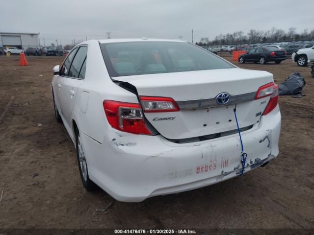 4T1BD1FK4EU107978 Toyota Camry Hybrid Xle