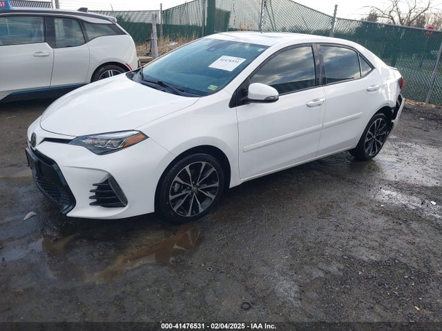 Toyota Corolla 2018 2T1BURHE6JC027664 Image 2