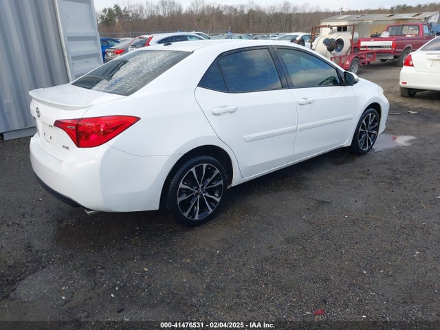 Toyota Corolla 2018 2T1BURHE6JC027664 Image 4