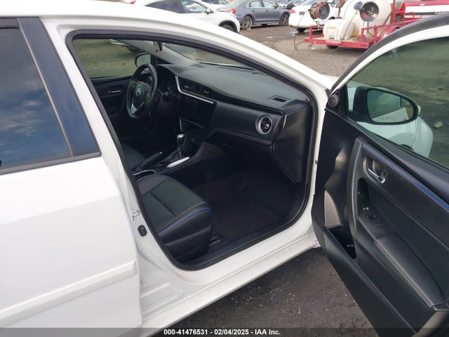 Toyota Corolla 2018 2T1BURHE6JC027664 Image 5