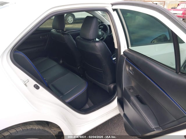 Toyota Corolla 2018 2T1BURHE6JC027664 Image 8