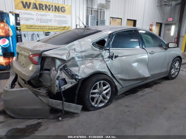 3FA6P0H78FR104998 Ford FUSION SE