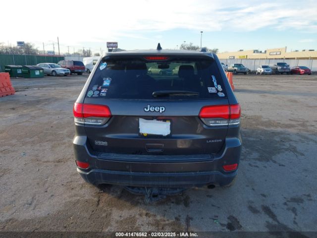 1C4RJEAG2KC698822 Jeep Grand Cherokee Laredo E 4x2