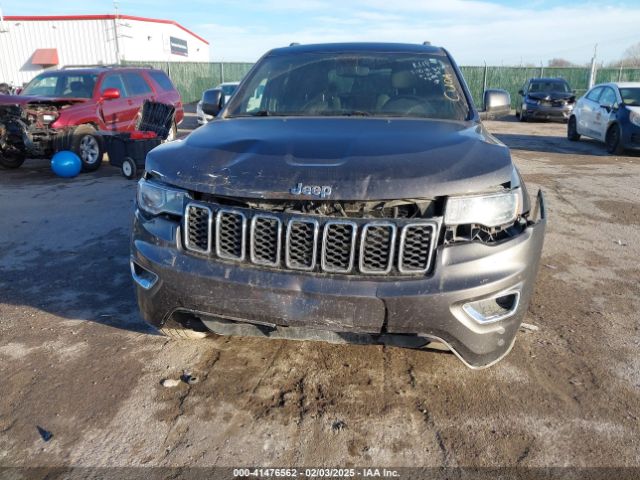 1C4RJEAG2KC698822 Jeep Grand Cherokee Laredo E 4x2