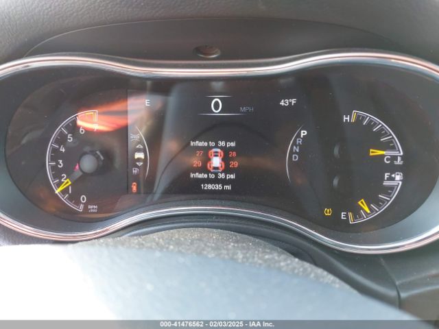 1C4RJEAG2KC698822 Jeep Grand Cherokee Laredo E 4x2