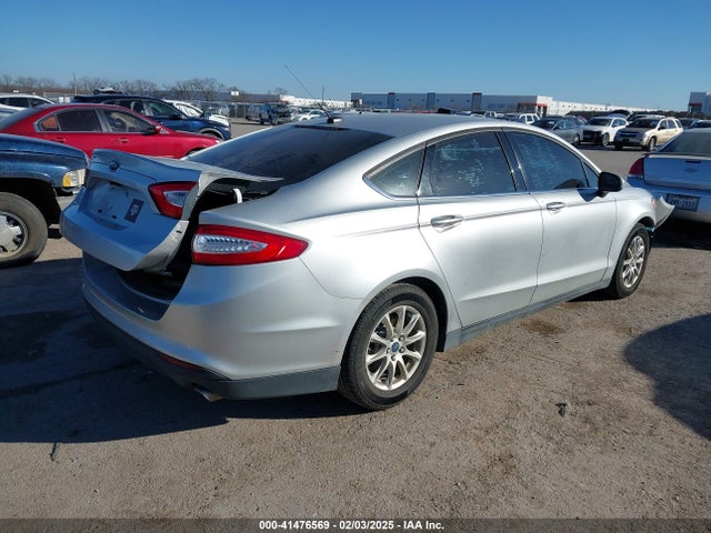 Ford FUSION S 2016 3FA6P0G71GR235869 Image 4