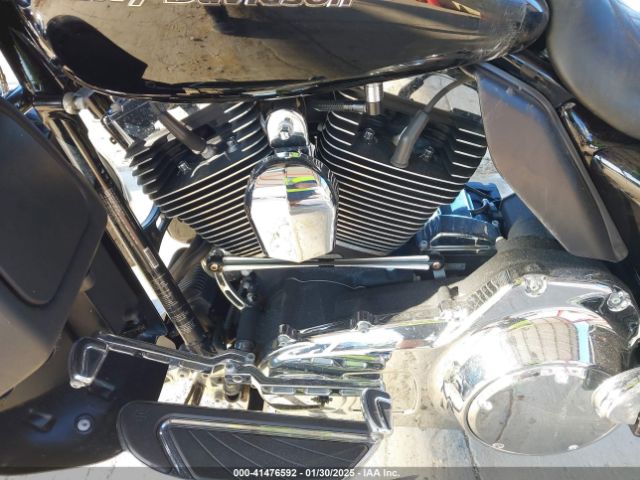 2015 HARLEY-DAVIDSON FLHTCU 1HD1FCM16FB695846 Photo 8