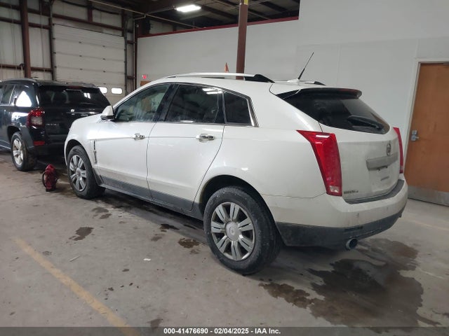 2011 CADILLAC SRX 3GYFNDEY1BS548452 Photo 2
