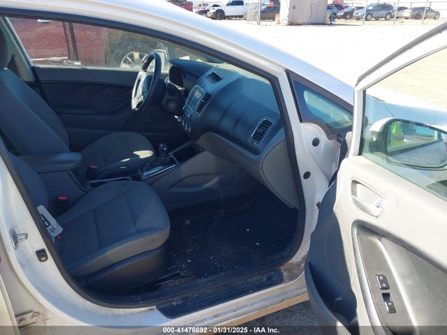3KPFL4A77JE205943 KIA FORTE LX
