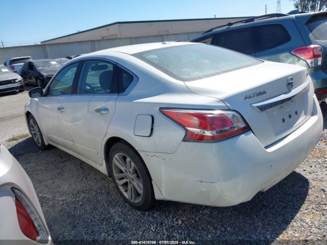 1N4AL3AP7FC234318 Nissan 2015
