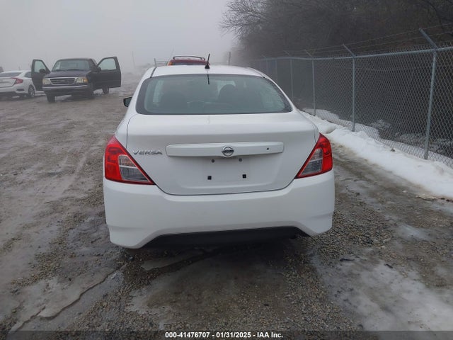 Nissan Versa 1.6 S 2016 3N1CN7AP5GL896055 Image 16