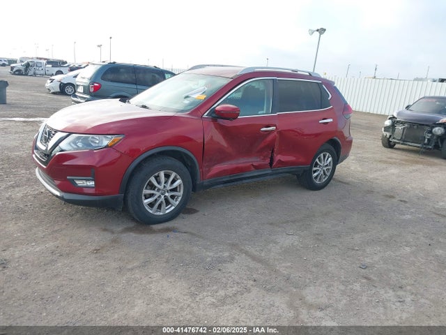 5N1AT2MV5JC737445 Nissan ROGUE SV
