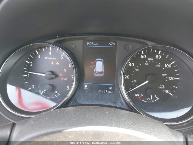 5N1AT2MV5JC737445 Nissan ROGUE SV