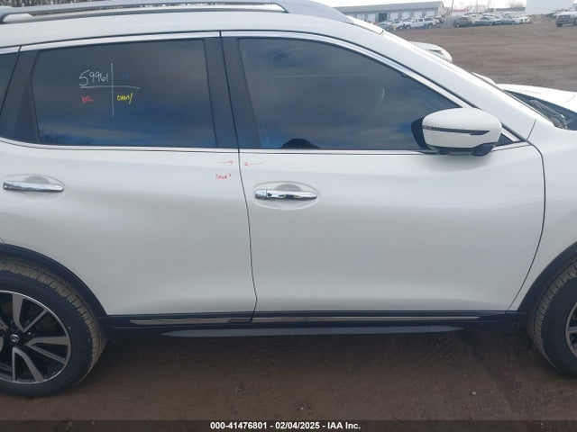 5N1AT2MV3KC795409 Nissan Rogue Sl