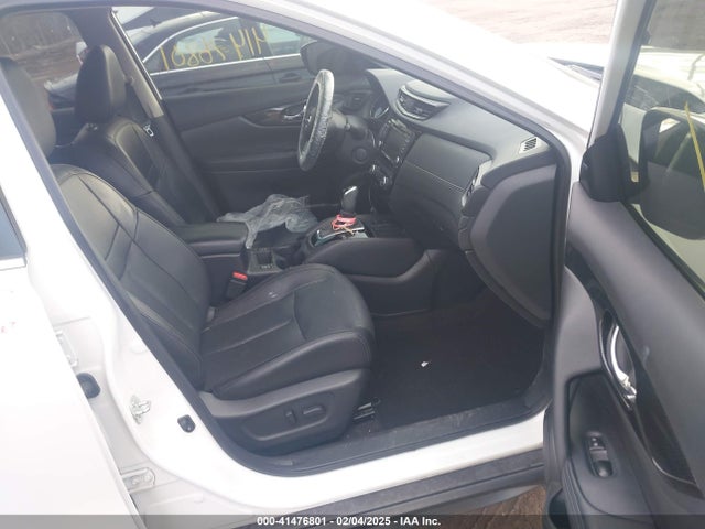 5N1AT2MV3KC795409 Nissan Rogue Sl