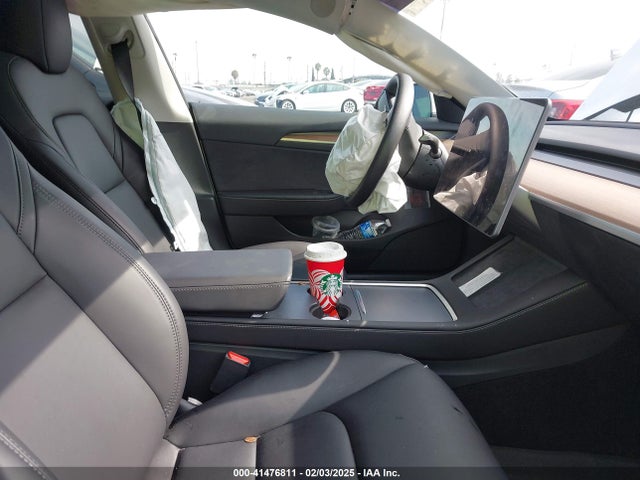 2023 TESLA MODEL 3 5YJ3E1EA1PF656659 Photo 4