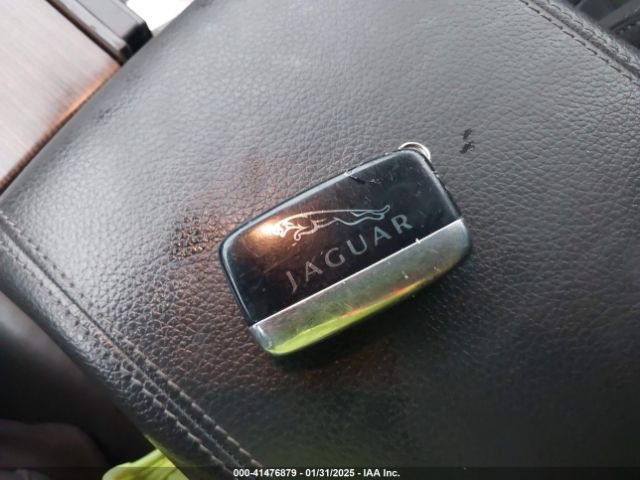 2013 JAGUAR XF SAJWJ0EF7D8S92274 Photo 10