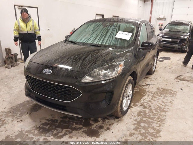 1FMCU9G62LUC12617 Ford ESCAPE SE