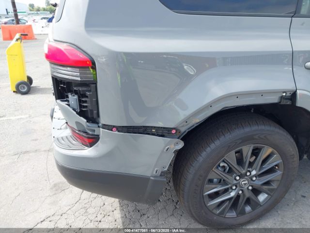 JTJTBCDX5R5029541 Lexus v35a-fts