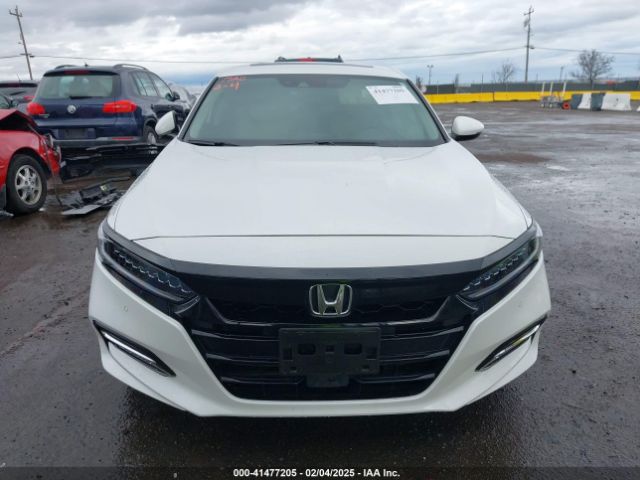 1HGCV3F94JA014177 Honda Accord Hybrid Touring