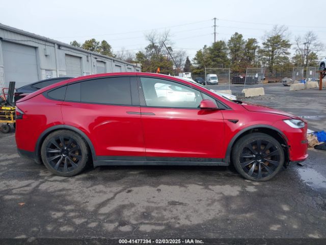7SAXCBE60NF330246 Tesla Model X Plaid Tri Motor All-wheel Drive