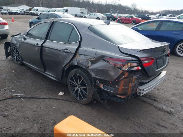 4T1G11AK3NU656948 Toyota CAMRY SE