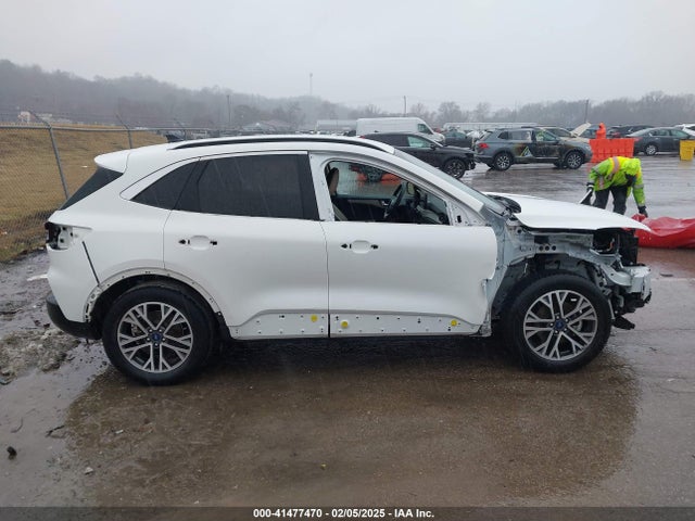 1FMCU0H62LUB25794 Ford ESCAPE SEL