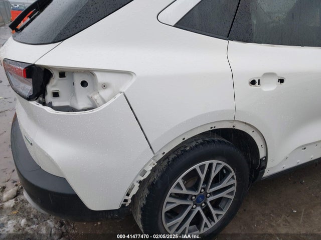 1FMCU0H62LUB25794 Ford ESCAPE SEL
