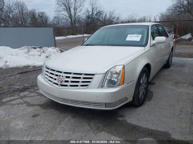 2011 CADILLAC DTS 1G6KH5E62BU126967 Photo 1