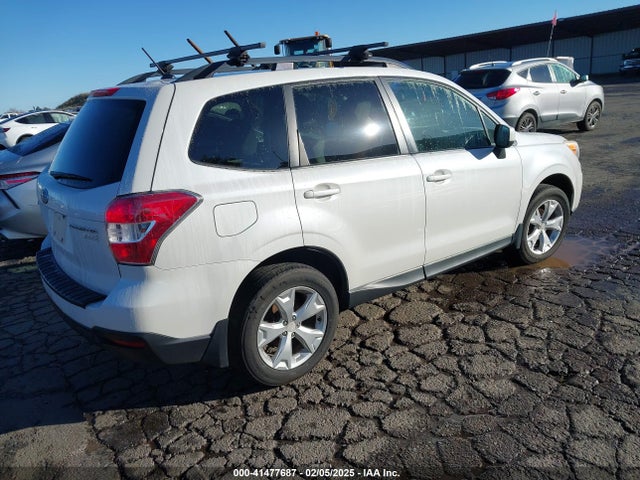 Subaru Forester 2.5i Premium 2014 JF2SJAEC6EH528232 Image 4