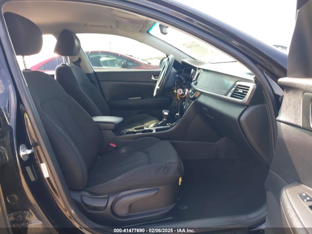 5XXGT4L30GG110123 KIA Optima Lx