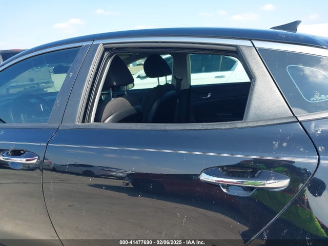 5XXGT4L30GG110123 KIA Optima Lx