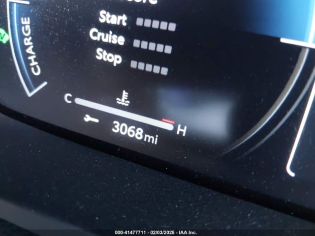JTDAAAAF0R3027866 Toyota Crown Limited