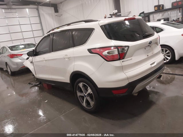 Ford ESCAPE SE 2017 1FMCU0G93HUB85568 Image 3