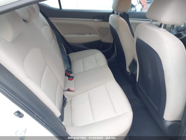 Hyundai ELANTRA SEL 2018 5NPD84LF4JH348485 Image 8