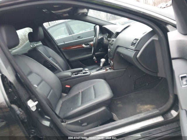 Продажа на аукционе авто 2009 Mercedes-benz C 300 Luxury/sport, vin: WDDGF54X29R077890, номер лота: 41477980