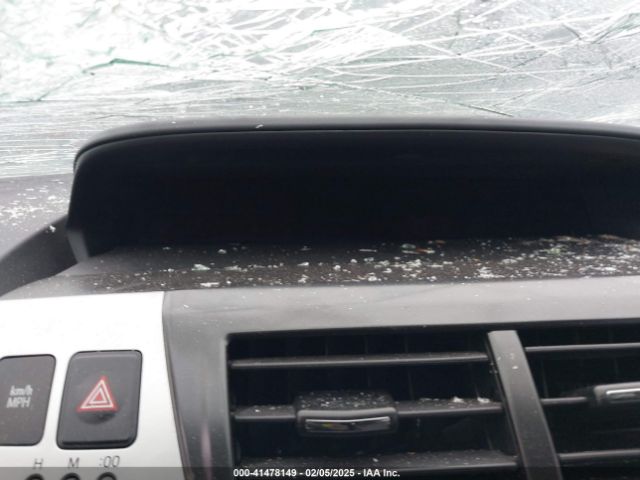 JTDZN3EU4E3300555 Toyota PRIUS V