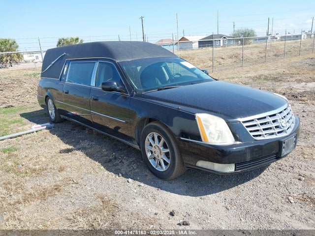2011 CADILLAC DTS 1GE7K9C68BU600572 Photo 0